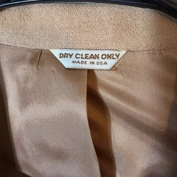 NWT Vintage Bill Blass‎ 100% Camel Hair Blazer Size 42LG